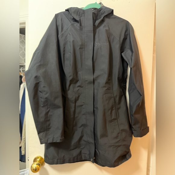 Marmot Essential Jacket — Women’s Waterproof GORE-TEX Rain Coat - Picture 2 of 5